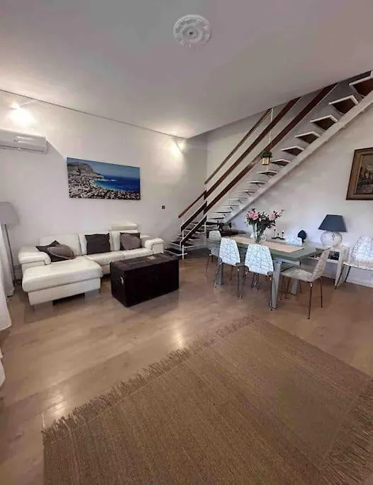 Villa Marea Mondello Palermo 0*,