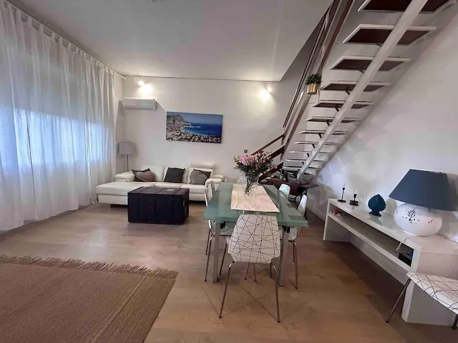 Villa Marea Mondello Палермо 0*,  Италия