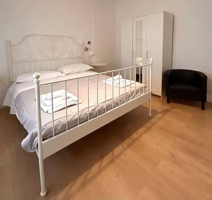Villa Marea Mondello Палермо 0*,